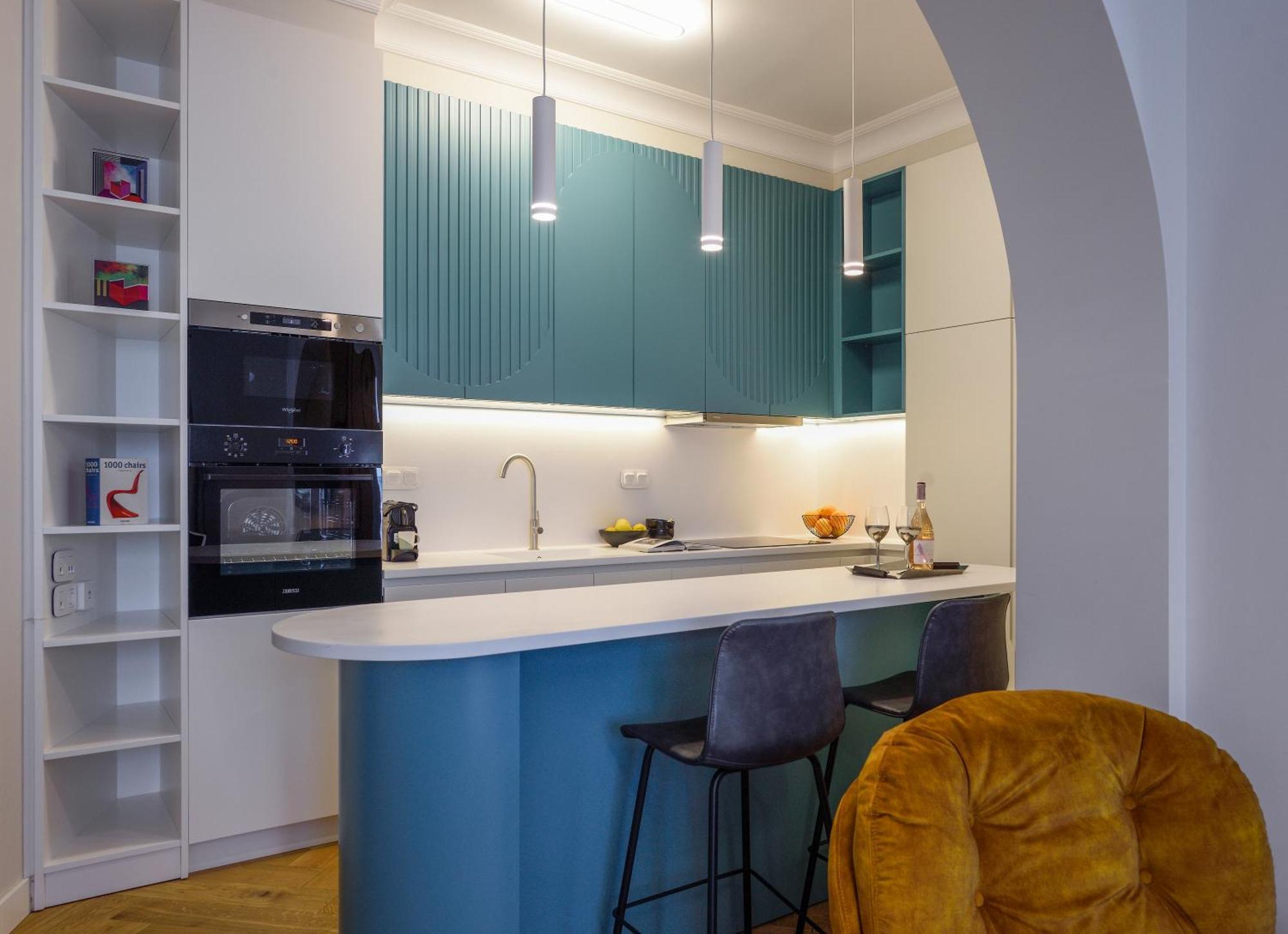 Queen Apartment Thessaloniki By Luxlikehome Bagian luar foto