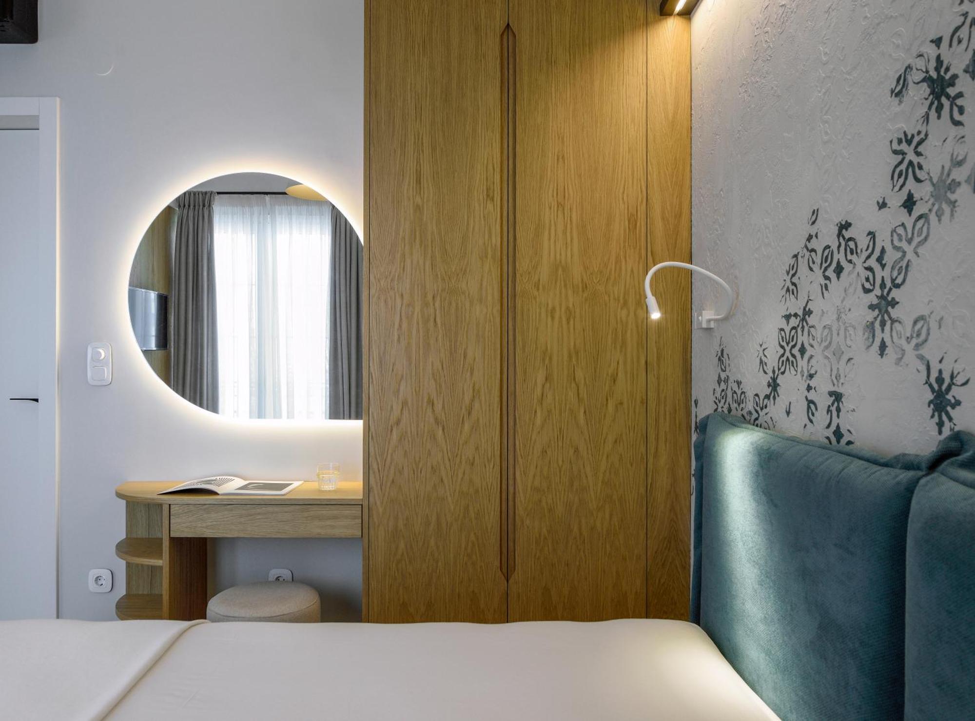 Queen Apartment Thessaloniki By Luxlikehome Bagian luar foto