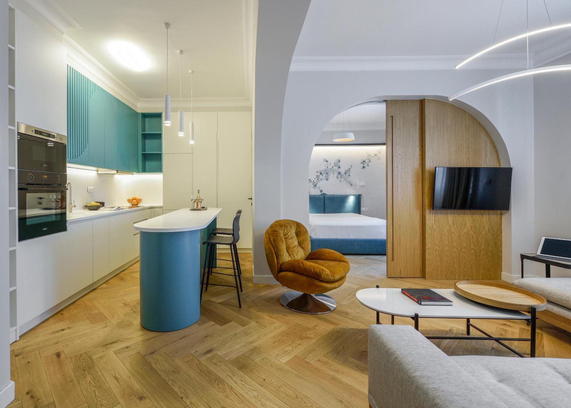 Queen Apartment Thessaloniki By Luxlikehome Bagian luar foto