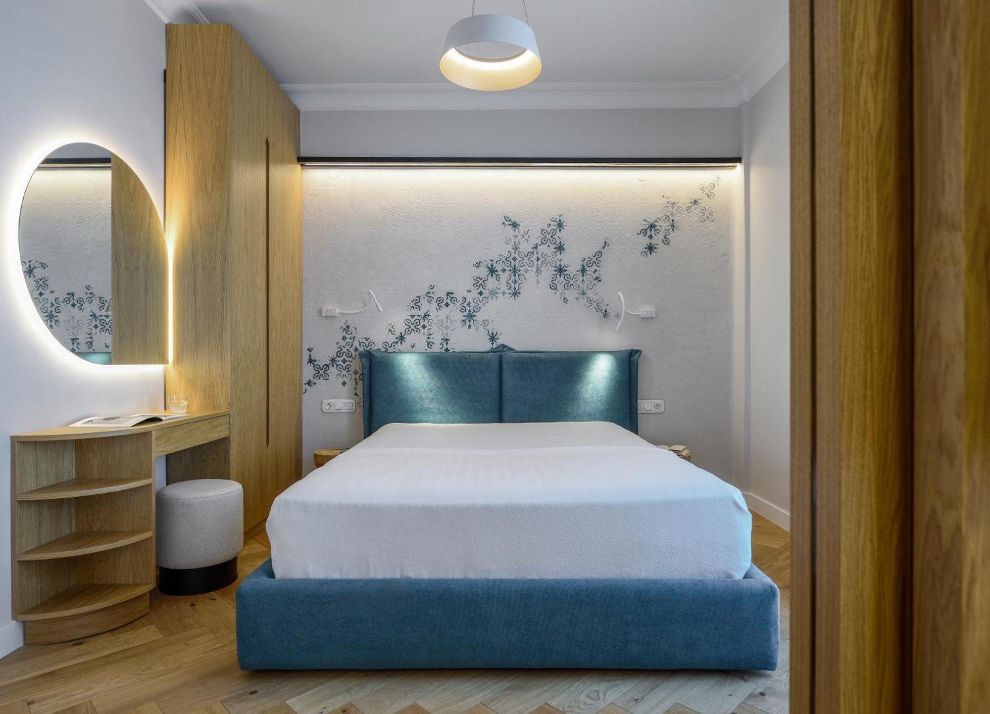 Queen Apartment Thessaloniki By Luxlikehome Bagian luar foto